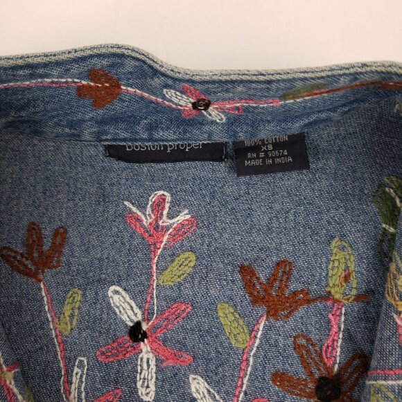 Boston Proper XS Denim Jacket Embroidered Flowers Womens Cotton Jeans Coat - Picture 5 of 15